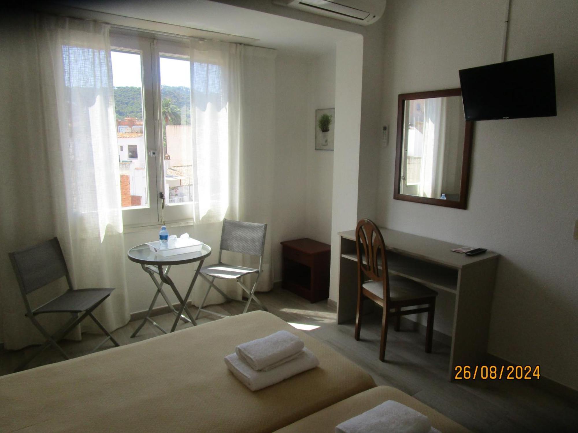 Hotel Gesòria Porta Ferrada Sant Feliu de Guixols Exterior foto